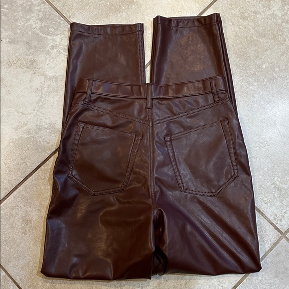 Abercrombie & Fitch Oxblood Faux Leather Crossover Straight Fit Pants 6 Jeans - Picture 6 of 7